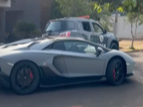 Lamborghini de quase R$ 8 milhões apreendida em Bauru é uma das 250 unidades produzidas no mundo