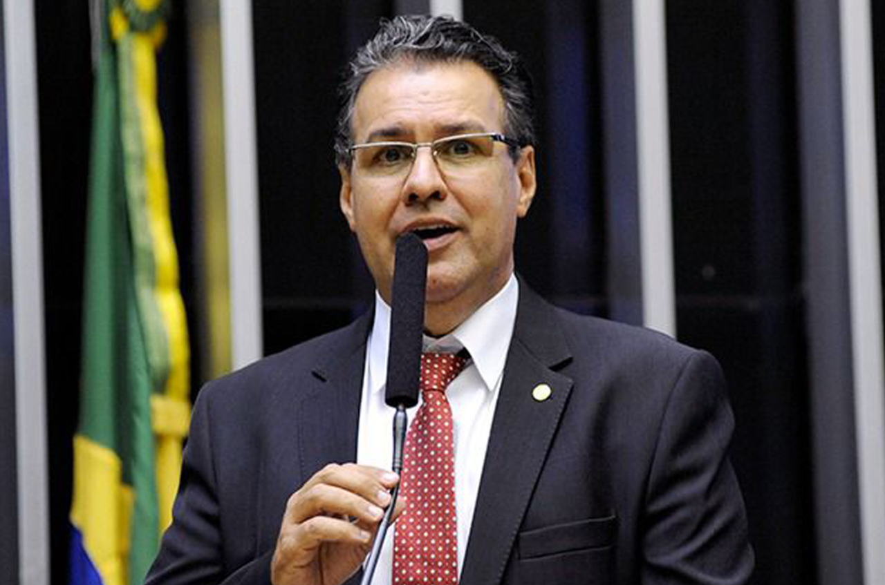 Promessas que o tempo cobrou: o povo cansou de ouvir e não ver!