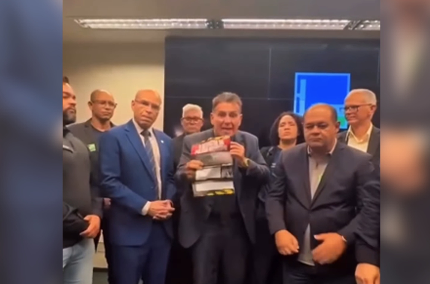 Deputados se revoltam e expõem Capitão Augusto: 