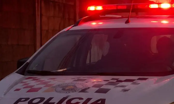 Homem ateia fogo em ex-companheira dentro  de casa em Marília